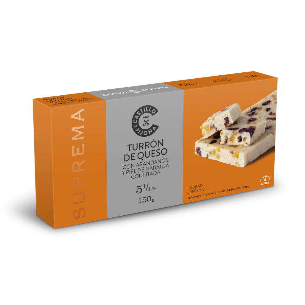 TURRÓN DE QUESO CON ARÁNDANOS Y PIEL DE NARANJA CONFITADA